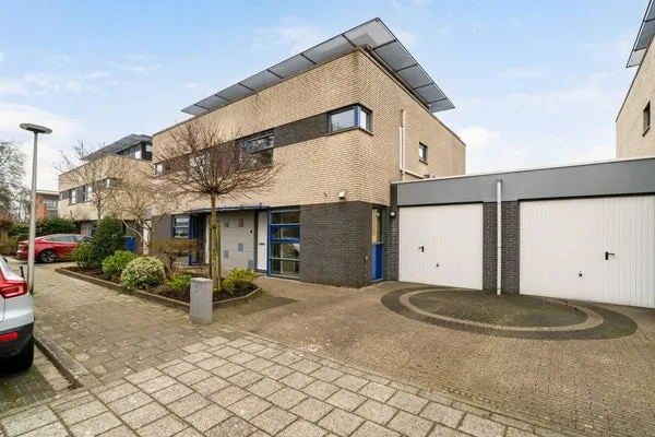 Tussenwoning te koop: Leekeerd 26, Emerald Noord Delfgauw