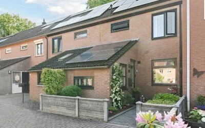 Tussenwoning te koop: Leemkuylen 100, Skandia Geldrop
