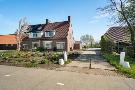 Twee-onder-één-kap te koop: Leemringweg 17-2, Kraggenburg-landelijk gebied Kraggenburg