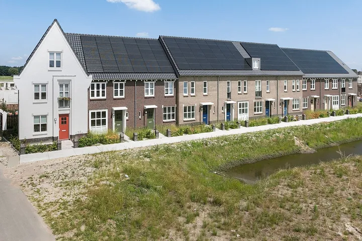 Tussenwoning te huur: Leemsbroek 54, Verspreide huizen Zittard Veldhoven