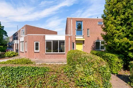 Tussenwoning te koop: Leemwierde 147, Kornwierde en Leemwierde Almere