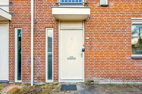 Tussenwoning te koop: Leemwierde 30, Kornwierde en Leemwierde Almere