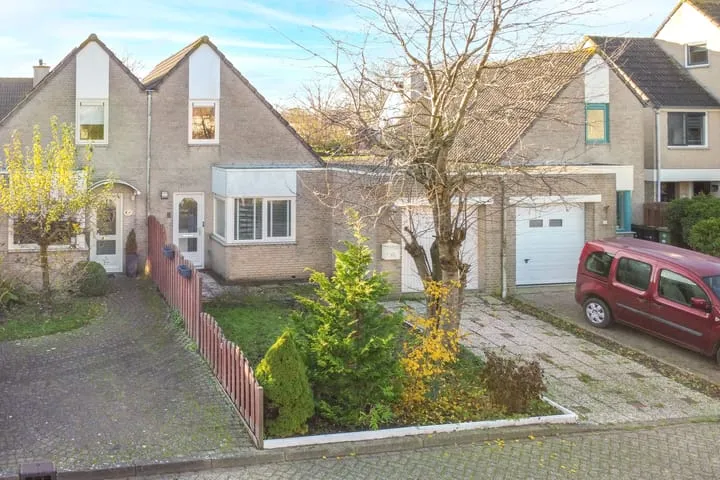 Tussenwoning te koop: Leenderbos 28, Purmer-Zuid/Noord Purmerend