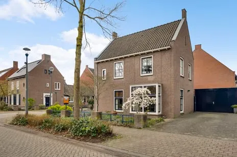 Vrijstaande woning te koop: Leenselvoort 2, Schutsboom Helmond