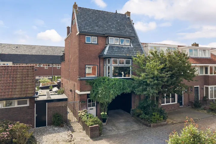 Home for sale: Leeuwarden, Vossepark Dronrijperstraat 3