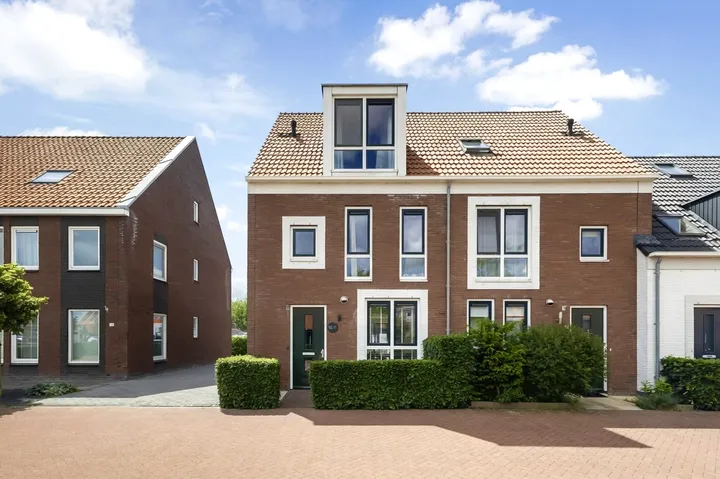 Woning te koop: Leeuwarden, Techum Skuorre 16