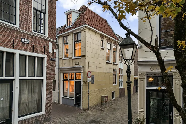 Woning te koop: Leeuwarden, Grote Kerkbuurt Slotmakersstraat 11