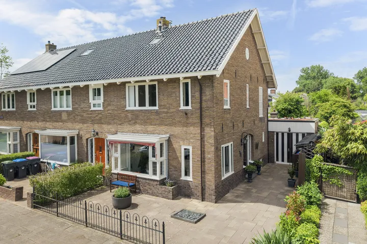 Woning te koop: Leeuwarden, Julianapark Van Miereveltplantsoen 8