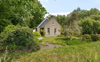 Vrijstaande woning te koop: Leeuwarderstraatweg 132, Noord Heerenveen