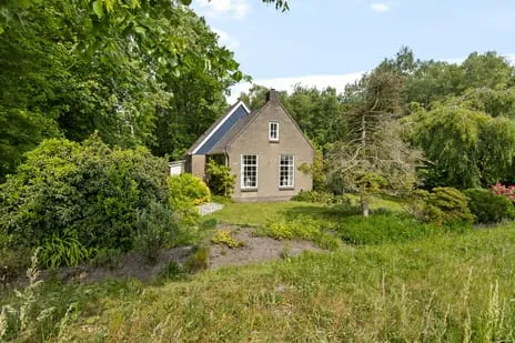 Detached house for sale: Leeuwarderstraatweg 132, Noord Heerenveen