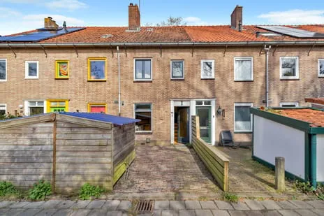 Tussenwoning te koop: Leeuwenbekstraat 20, Bergerhof en Blaeustraatkwartier Alkmaar