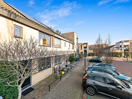 Tussenwoning te koop: Leeuwenburg 14, Vrijenburg Barendrecht