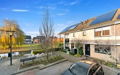 Tussenwoning te koop: Leeuwenburg 14, Vrijenburg Barendrecht
