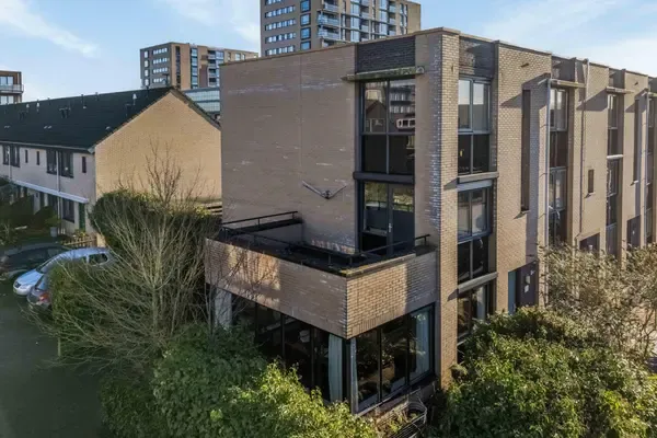 Hoekwoning te koop: Leeuwenburg 147, Vrijenburg Barendrecht