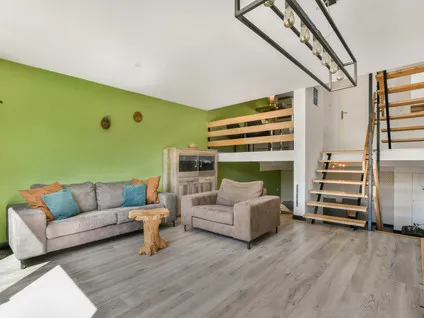 Tussenwoning te koop: Leeuwenburg 27, Burgtenbuurt Alphen Aan Den Rijn