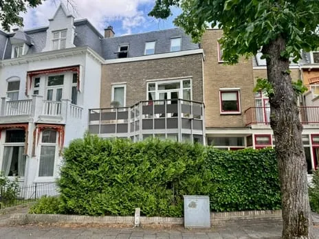Tussenwoning te huur: Leeuwendaallaan 15, Leeuwendaal Rijswijk (Zh)