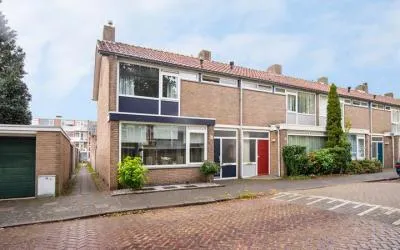 Hoekwoning te huur: Leeuwenhof 2, Brabantpark Breda