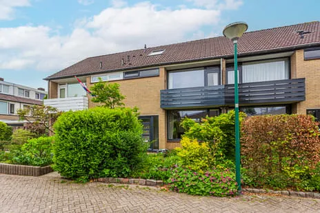 Tussenwoning te koop: Leeuwenhof 4, Zeeheldenbuurt Maarssen
