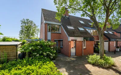 Hoekwoning te koop: Leeuwerik 35, Kwintsheul Centrumgebied Kwintsheul