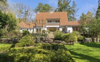 Vrijstaande woning te koop: Leeuwerikenlaan 1, Aerdenhout-Centrum Aerdenhout