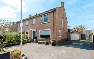 Twee-onder-één-kap te koop: Leeuwerikenstraat 9, Brederode- Gerkestraat e.o. Zandvoort