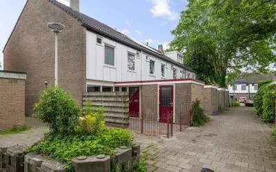 Corner house for sale: Leeuweriklaan 126, Wolfsbos Hoogeveen