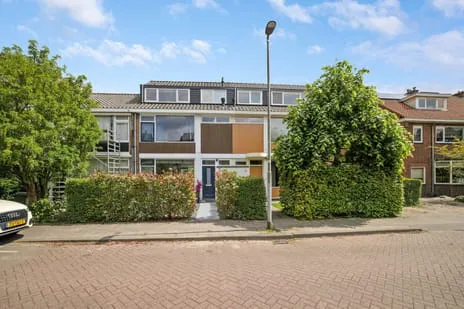 Tussenwoning te koop: Leeuweriklaan 36, Molenlaankwartier Rotterdam