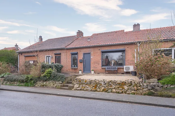 Tussenwoning te koop: Leeuwerikstraat 35, Maria Gewanden Hoensbroek