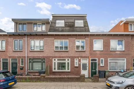 Tussenwoning te koop: Leeuwerikstraat 52, Meeuwenbuurt Haarlem