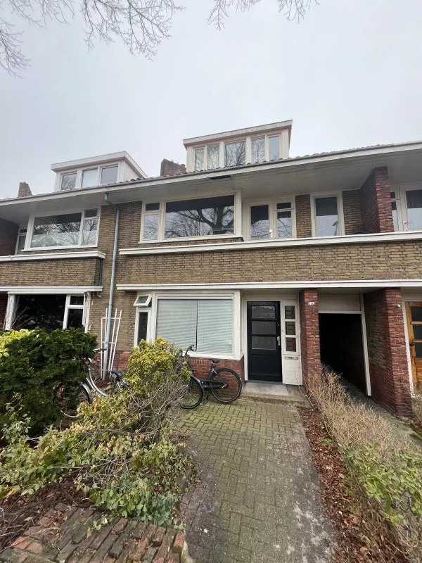 Kamer te huur: Leeuwerikstraat, Sonnenborgh Leeuwarden