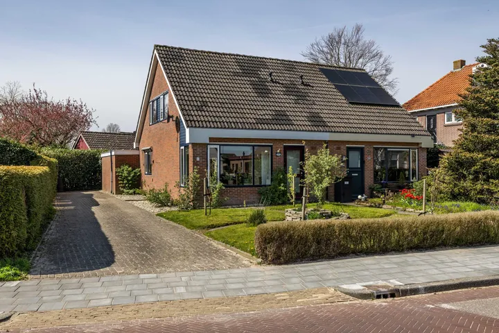 Twee-onder-één-kap te koop: Lege Hearewei 60, Hijum Hijum