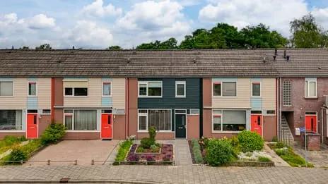 Tussenwoning te koop: Léharstraat 6, Zonnemaat Zevenaar