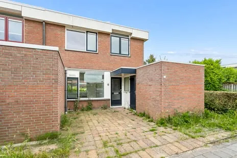 Hoekwoning te koop: Leidenstraat 2, Stedenwijk Midden-west Almere