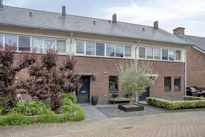 Tussenwoning te koop: Leidijk 70, Essenpas Bemmel