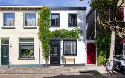 Terraced house for sale: Leidsestraat 63, Leidsebuurt-west Haarlem