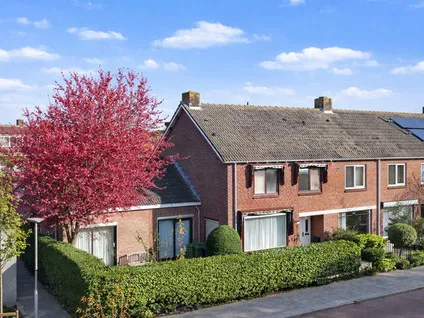 Hoekwoning te koop: Leidsevaartlaan 35, Rijnsaterwoude Rijnsaterwoude