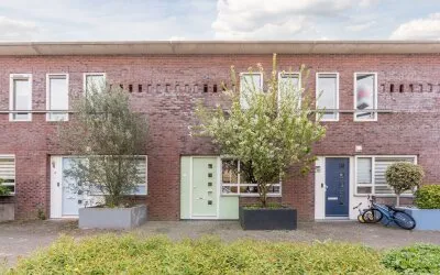 Tussenwoning te koop: Leiendekkerstraat 15, Schoonhorst Zwolle