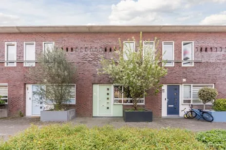 Tussenwoning te koop: Leiendekkerstraat 15, Schoonhorst Zwolle
