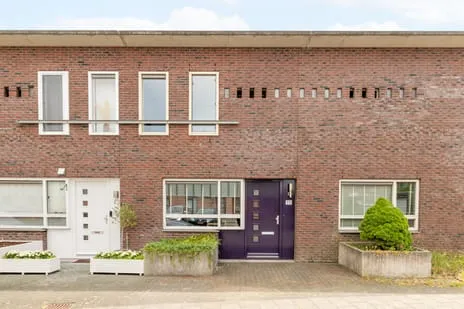 Tussenwoning te koop: Leiendekkerstraat 75, Schoonhorst Zwolle