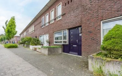 Tussenwoning te koop: Leiendekkerstraat 75, Schoonhorst Zwolle