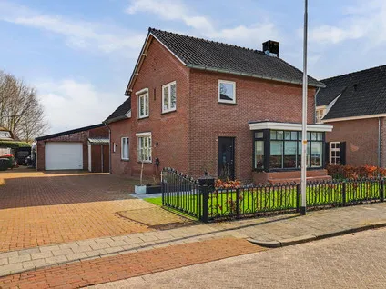 Detached house for sale: Leimuidenstraat 5, Alem Alem