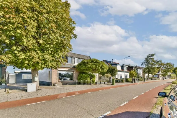 Twee-onder-één-kap te huur: Leimuiderdijk 36, Rijsenhout Dijk Rijsenhout