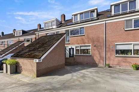 Tussenwoning te koop: Lekerwaard 224, Huiswaard-2-West Alkmaar
