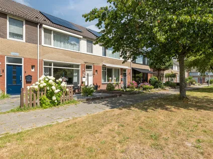Tussenwoning te koop: Lekstraat 13, Winschoten-Zuid Winschoten