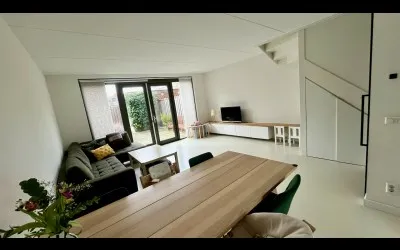 Tussenwoning te huur: Lekstraat 137, 'S-Gravenhage
