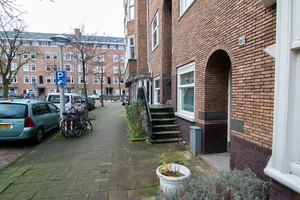 Appartement te huur: Lekstraat 182, Scheldebuurt-Oost Amsterdam