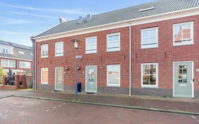Tussenwoning te koop: Lekstraat 20, Het Dorpshart Hoef En Haag