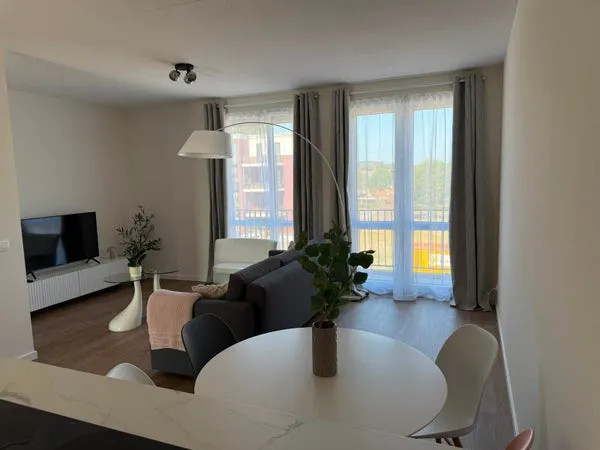 Appartement te huur: Lekstraat 28, Zeldenrust Terneuzen