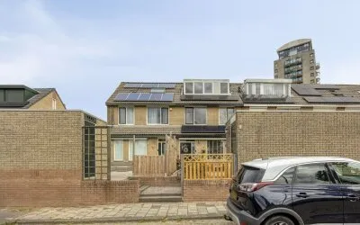 Tussenwoning te koop: Lekstraat 33, Schenkel-Noordoost Spijkenisse