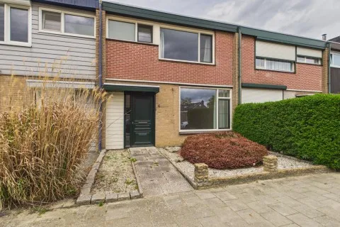 Tussenwoning te koop: Lekstraat 4, Terneuzen